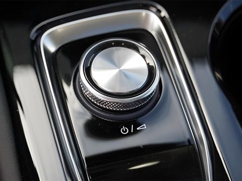 New 2026 Buick Envision Sport Touring image 14