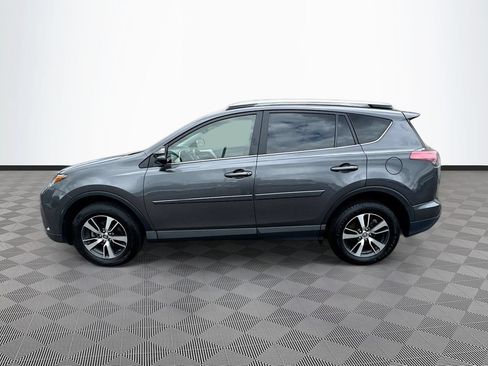 Used 2017 Toyota RAV4 XLE AWD/4WD image 33