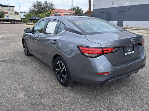 Used 2024 Nissan Sentra SV image 4