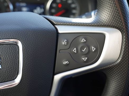 Certified 2023 GMC Acadia SLE w/ Driver Convenience Package image 32