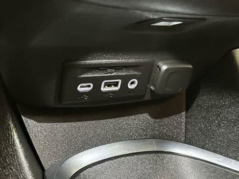 Used 2024 Chevrolet Malibu LT image 25