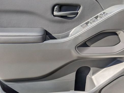 New 2026 Nissan Frontier S image 11