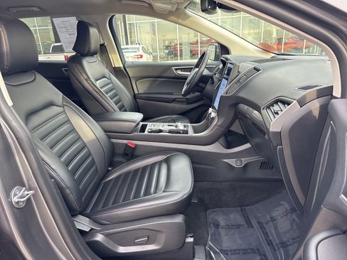 Certified 2024 Ford Edge SEL image 25