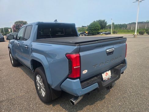 Used 2026 Toyota Tacoma Limited AWD/4WD image 7