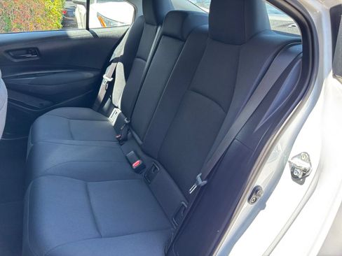 Used 2025 Toyota Corolla LE FWD image 65
