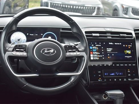 Used 2023 Hyundai Santa Cruz SEL Premium w/ Cargo Package image 18