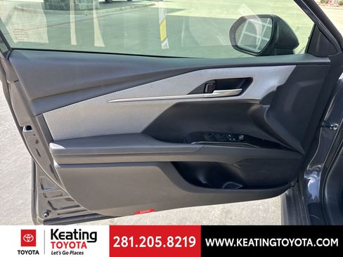 Certified 2025 Toyota Camry SE image 10