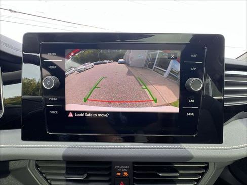 New 2026 Volkswagen Jetta SEL image 17