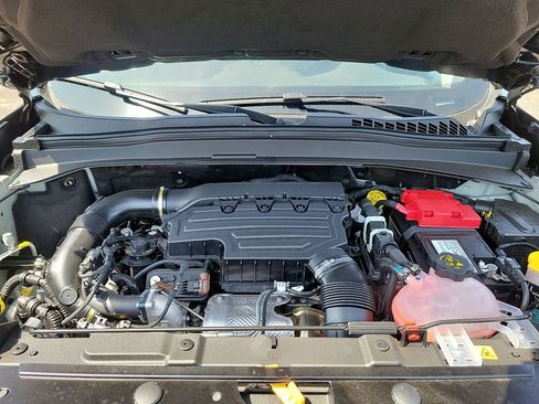 New 2023 Jeep Renegade Latitude image 21