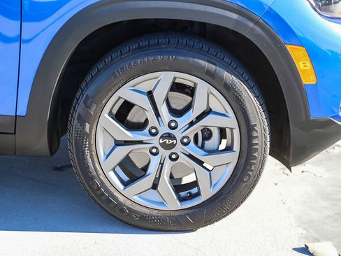 Used 2024 Kia Seltos S image 10