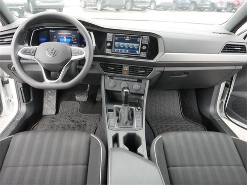 Certified 2022 Volkswagen Jetta Sport image 22