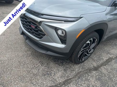 New 2026 Chevrolet TrailBlazer RS w/ Convenience Package FWD image 9