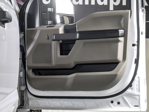 Used 2022 Ford F250 XLT w/ XLT Value Package image 35