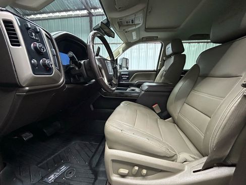 Used 2016 GMC Sierra 2500 Denali w/ Duramax Plus Package image 8