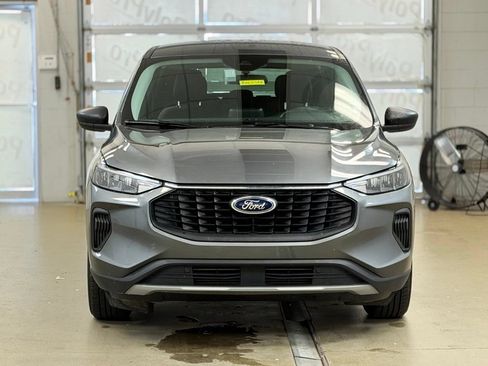 Used 2025 Ford Escape Active FWD image 2