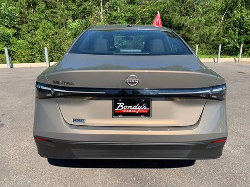 New 2026 Nissan Sentra SV w/ Floor Mat Package FWD image 4
