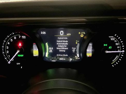 Used 2024 Jeep Wrangler Rubicon w/ Technology Group image 21