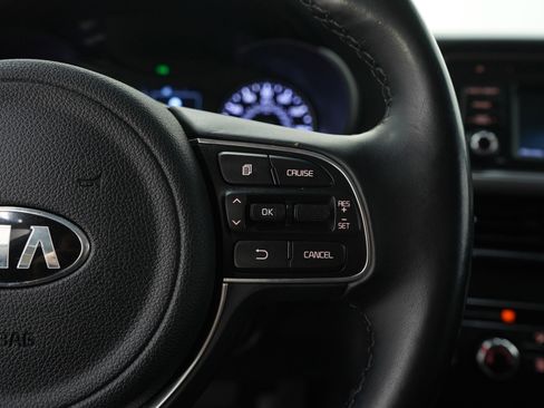 Used 2017 Kia Optima LX image 23