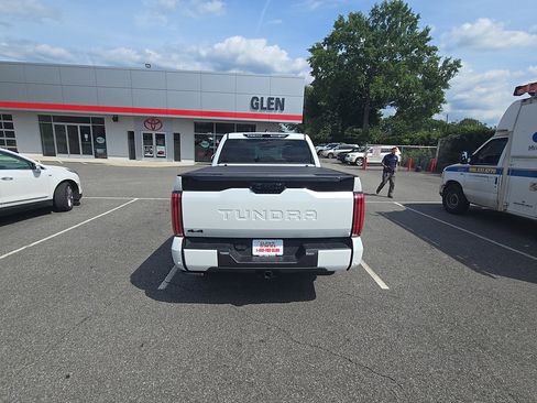 Used 2026 Toyota Tundra Platinum AWD/4WD image 4
