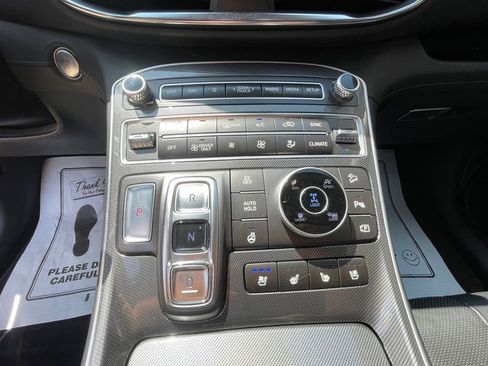Used 2022 Hyundai Santa Fe Limited image 31
