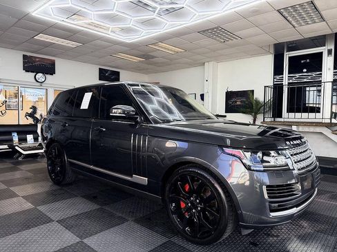 Used 2017 Land Rover Range Rover HSE AWD/4WD image 3