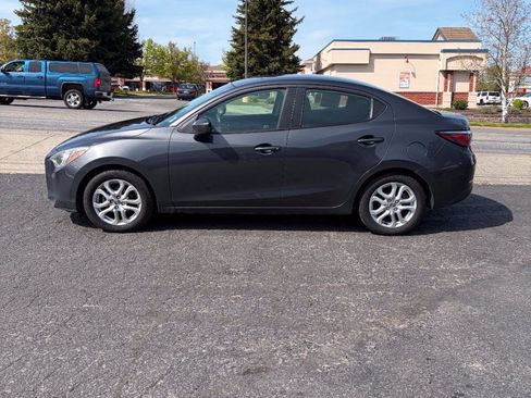 Used 2016 Scion iA FWD image 2