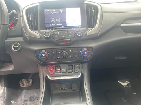 Used 2018 GMC Terrain SLT w/ Preferred Package image 15
