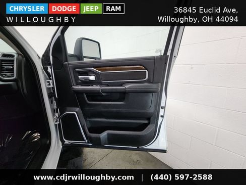 Used 2024 RAM 2500 Laramie AWD/4WD image 33