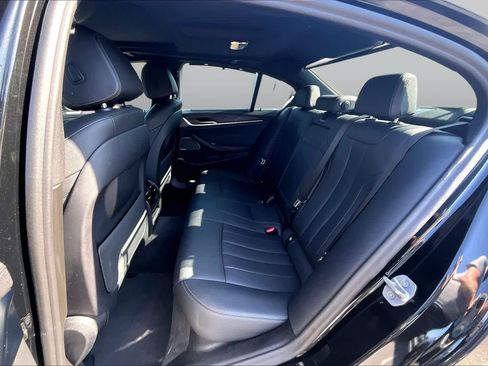 Used 2022 BMW 530i w/ Executive Package RWD image 20