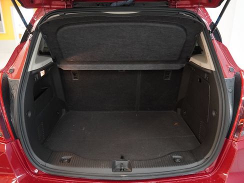 Used 2018 Buick Encore Preferred AWD/4WD image 11