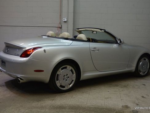 Used 2004 Lexus SC 430 Convertible image 34