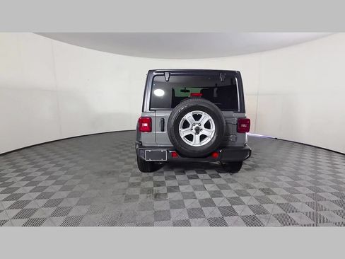 Used 2022 Jeep Wrangler Sport AWD/4WD image 44