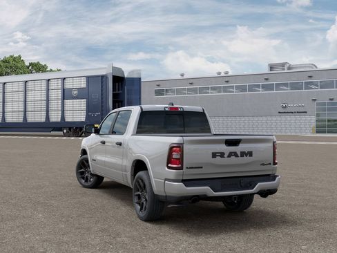New 2027 RAM 1500 Laramie AWD/4WD image 3