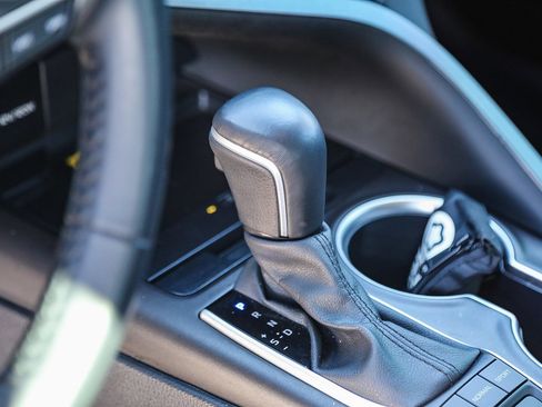 Used 2024 Toyota Camry XLE image 20