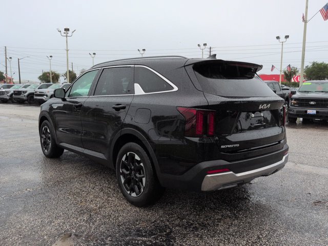 Used 2024 Kia Sorento S w/ Panoramic Sunroof Package FWD image 6