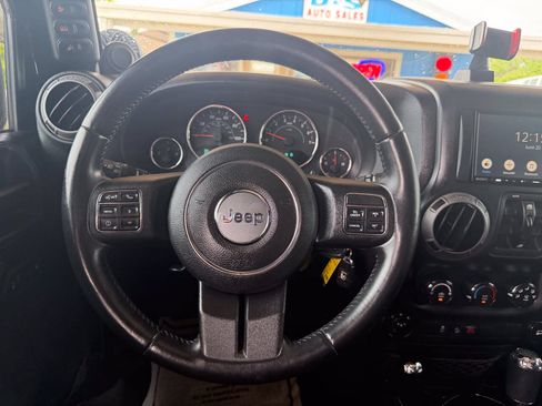 Used 2013 Jeep Wrangler Unlimited Sport AWD/4WD image 19