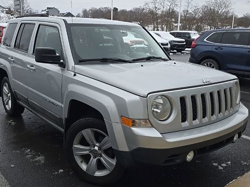 Used 2011 Jeep Patriot Latitude image 1