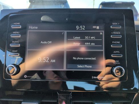 Used 2021 Toyota Camry LE AWD/4WD image 19
