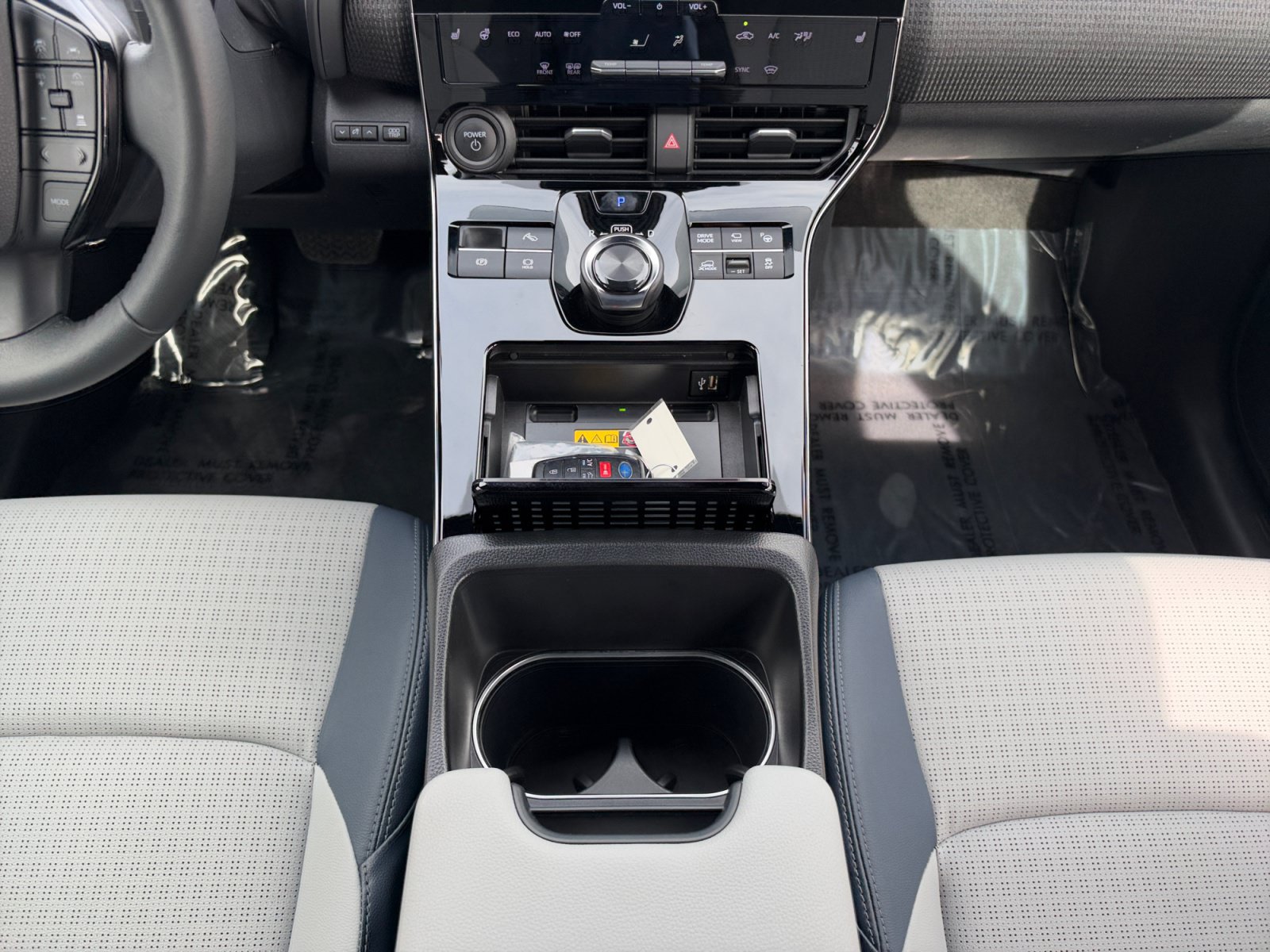 Certified 2023 Subaru Solterra AWD image 16