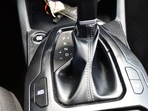 Used 2025 Kia K4 FWD image 28