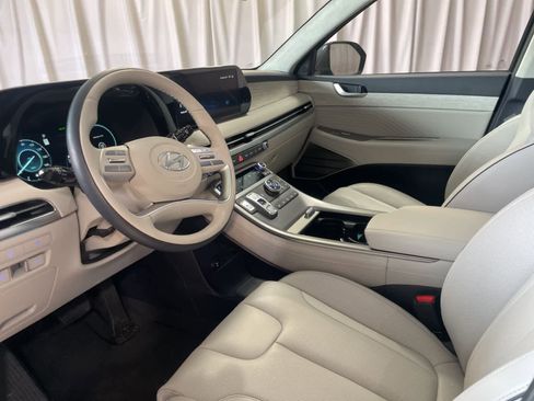 Used 2025 Hyundai Palisade Calligraphy image 23