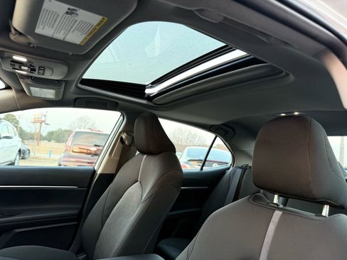 Used 2024 Toyota Camry LE w/ Convenience Package image 13