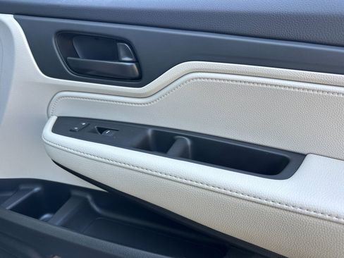 New 2026 Honda Odyssey EX-L image 21