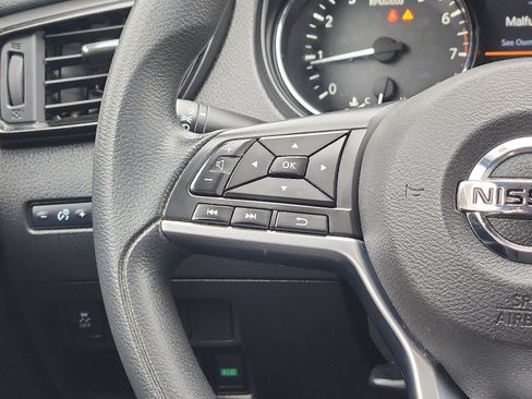 Used 2020 Nissan Rogue Sport S w/ Appearance Package image 15