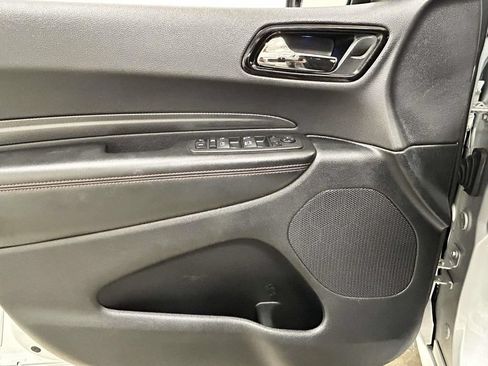 Used 2023 Dodge Durango GT RWD image 12