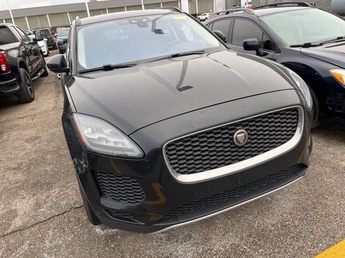 Used 2019 Jaguar E-PACE S image 23