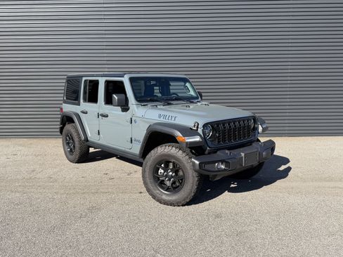 Used 2025 Jeep Wrangler Unlimited Sport S 4xe image 7