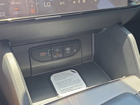 New 2026 Kia Sportage SX FWD image 26
