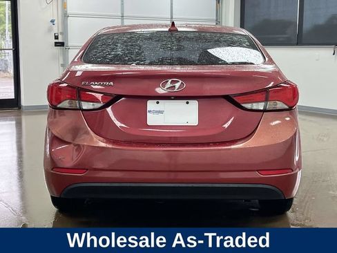 Used 2015 Hyundai Elantra SE w/ Option Group 02 FWD image 6