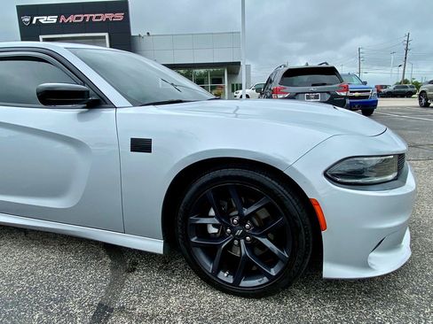 Used 2022 Dodge Charger GT w/ Blacktop Package RWD image 11